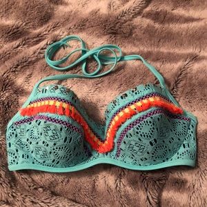 bright bikini top!